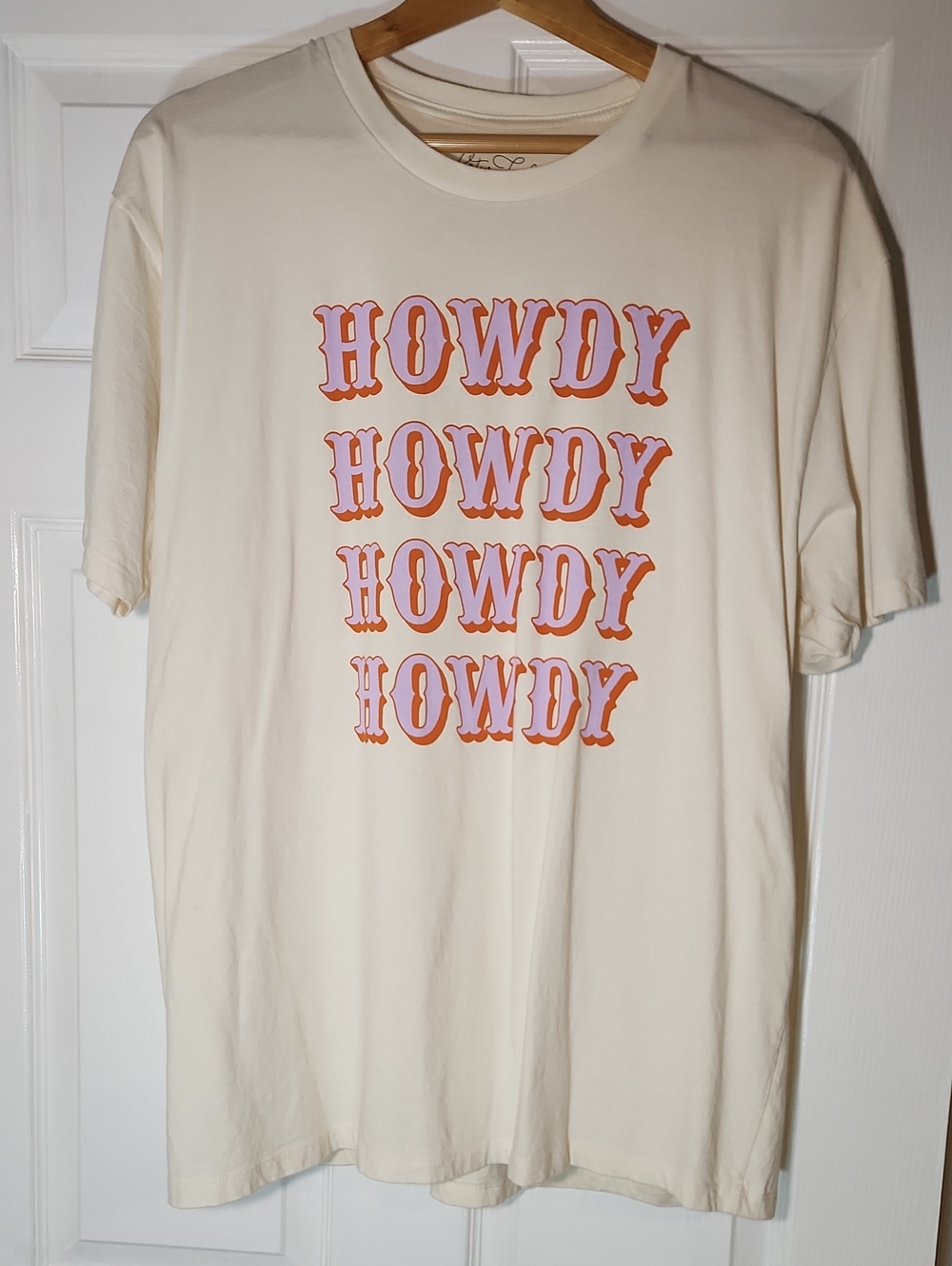 Howdy Graphic Tee
